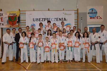 Mistrzostwa Pionek Oyama Karate w konkurencji kata. 6.05.2013